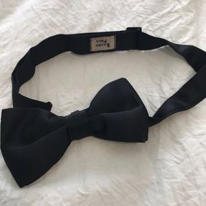 Men’s adjustable Bowtie, black.